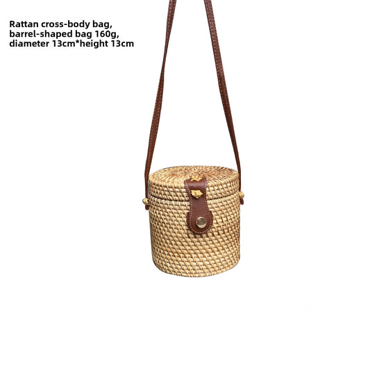Vintage rattan crossbody bag