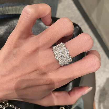 Vintage Satin Edge Zircon Ring