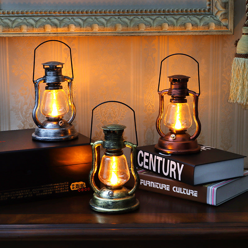 Vintage Solar LED Lantern with Flame Effect