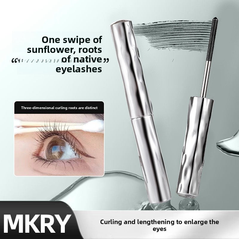 Volumizing Waterproof Eyelash Primer