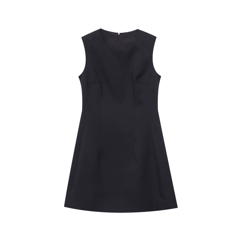 Waist-cinching and slimming sleeveless vest dress