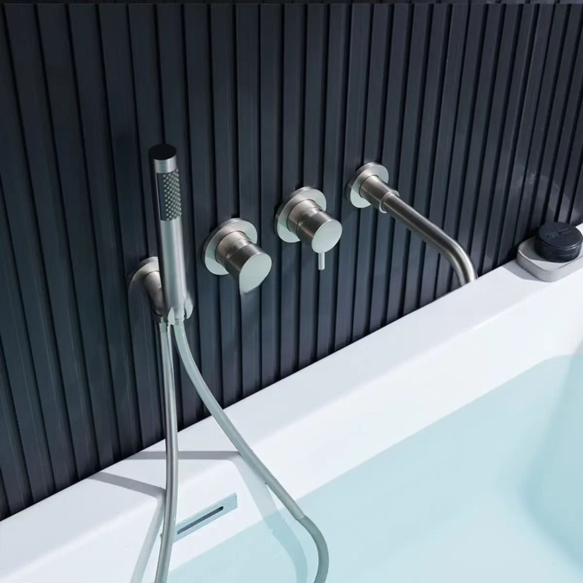 Wall Mounted Bathtub Faucet Set