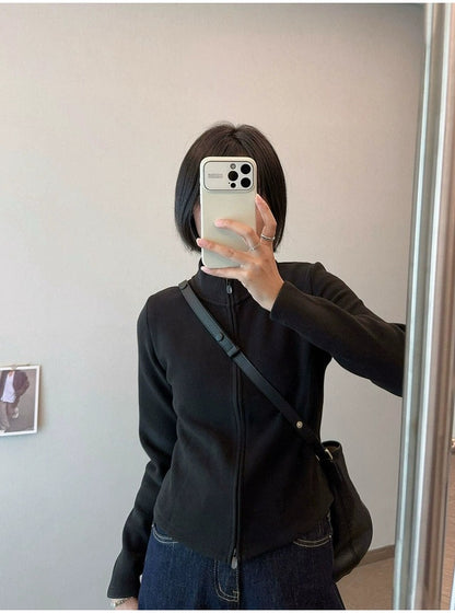 Warm and lightweight Jacket