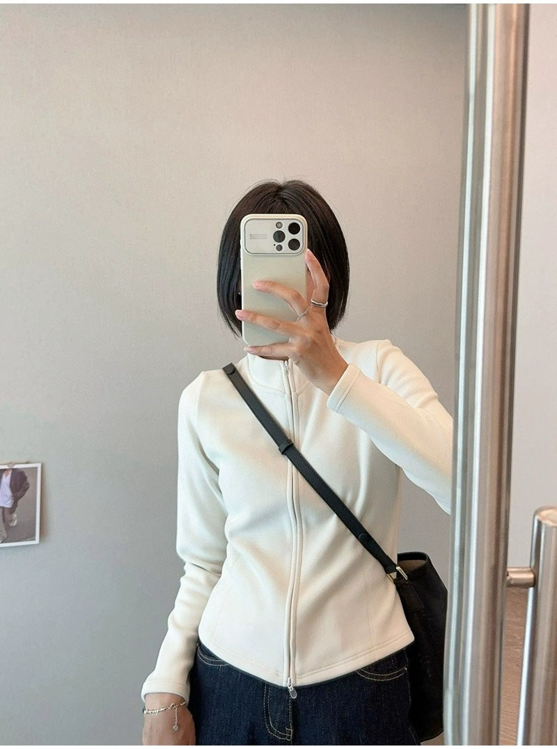 Warm and lightweight Jacket