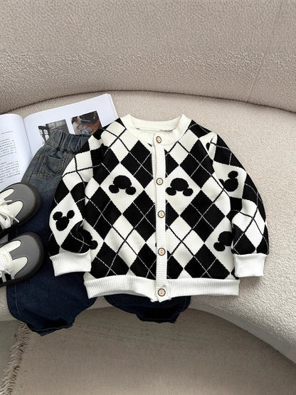 Warm children's clothing