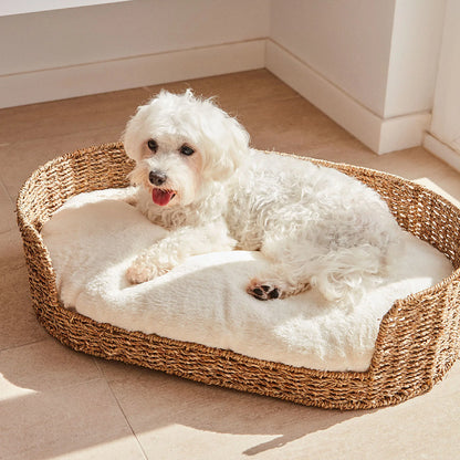 Warm grass and rattan woven pet mat