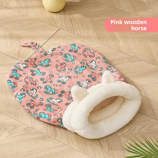 Warm pet sleeping bag