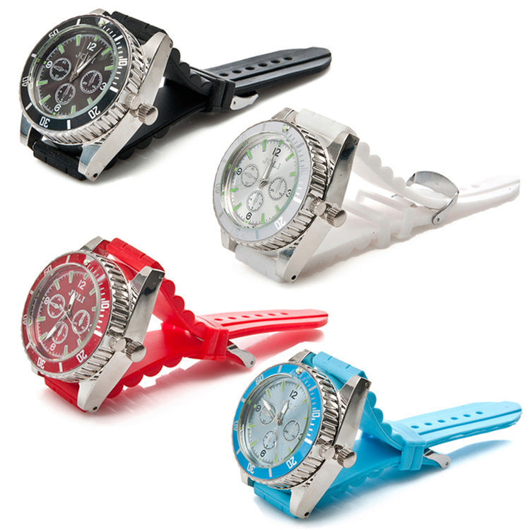 Watch-shaped ashtray