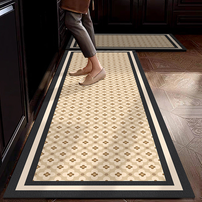 Water-absorbing, stain-resistant and anti-slip floor mat
