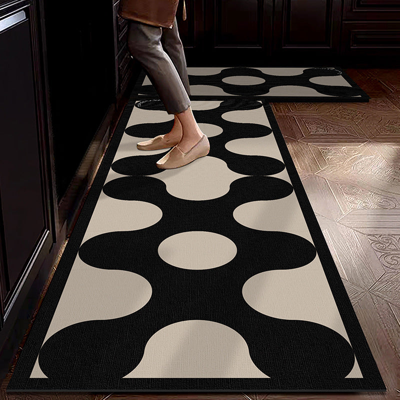 Water-absorbing, stain-resistant and anti-slip floor mat