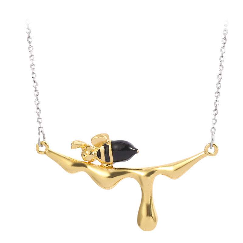 Water drop bee necklace