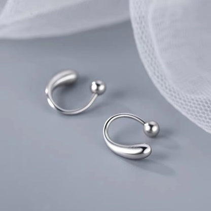Water drop stud earrings