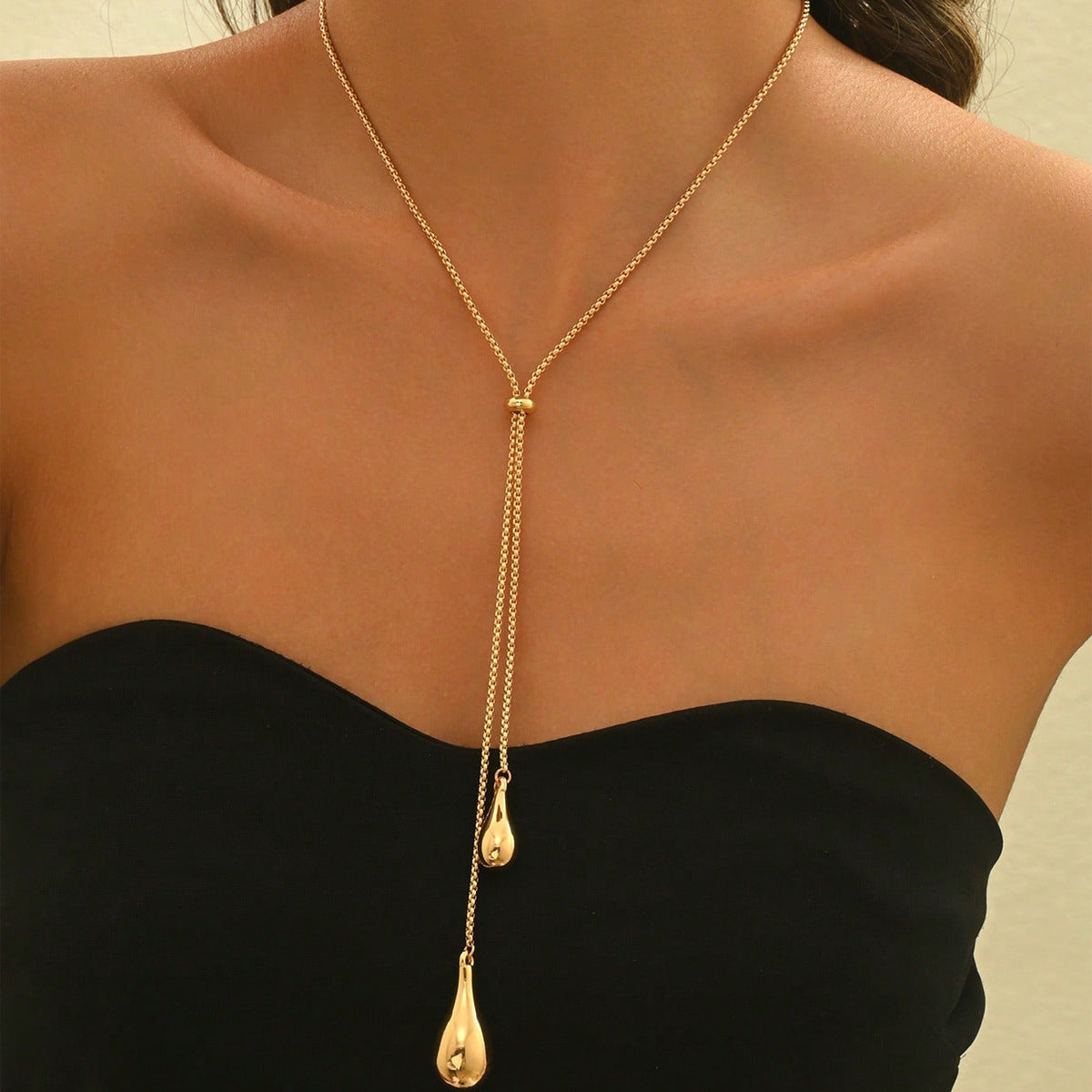 Water drop tassel necklace