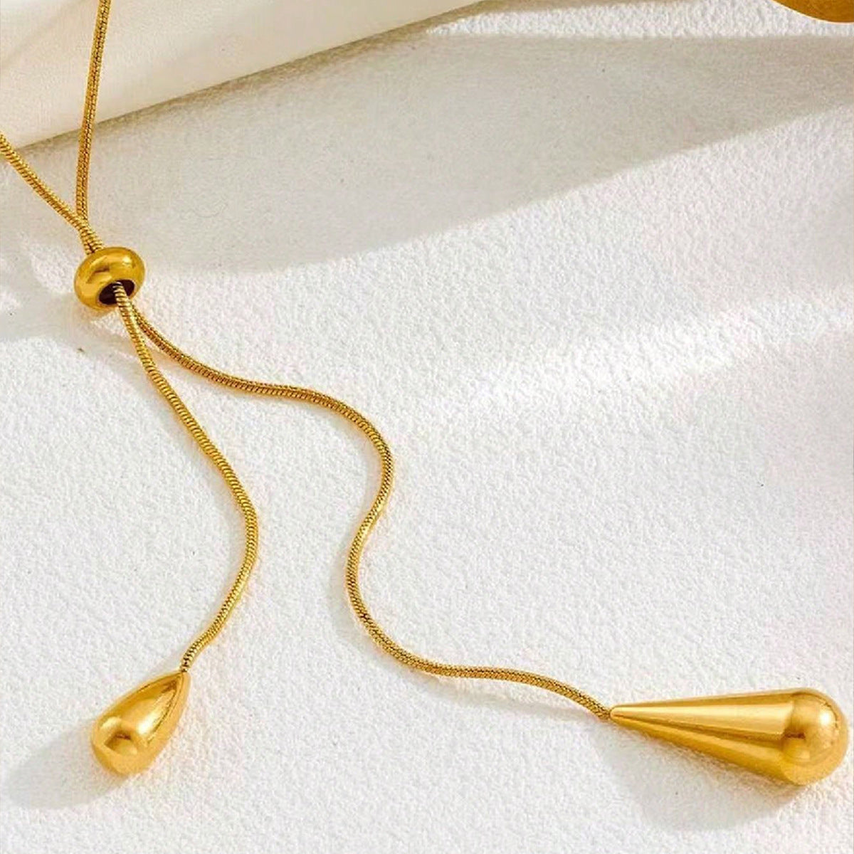 Water drop tassel necklace