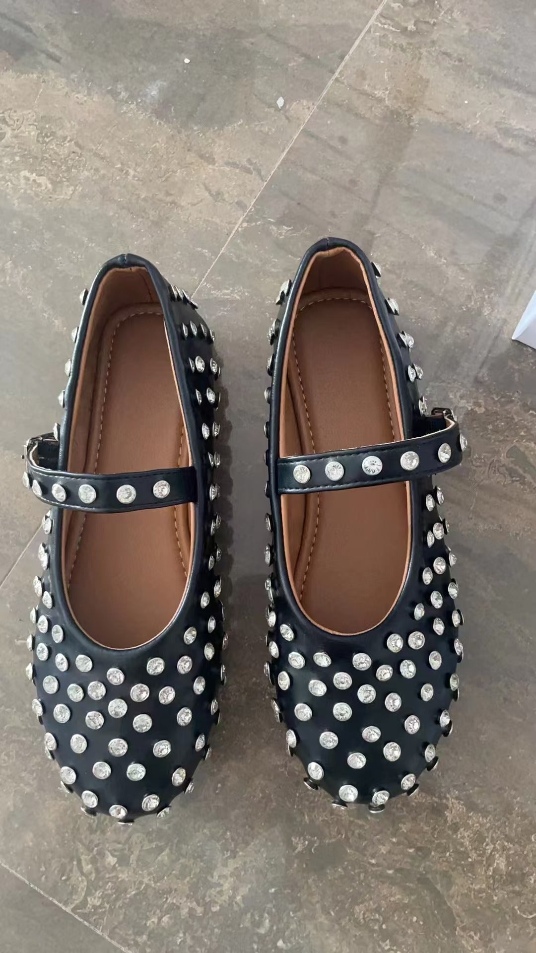Waterdrop rivet women's single shoes