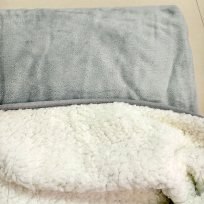 Waterproof Flannel Pet Blanket