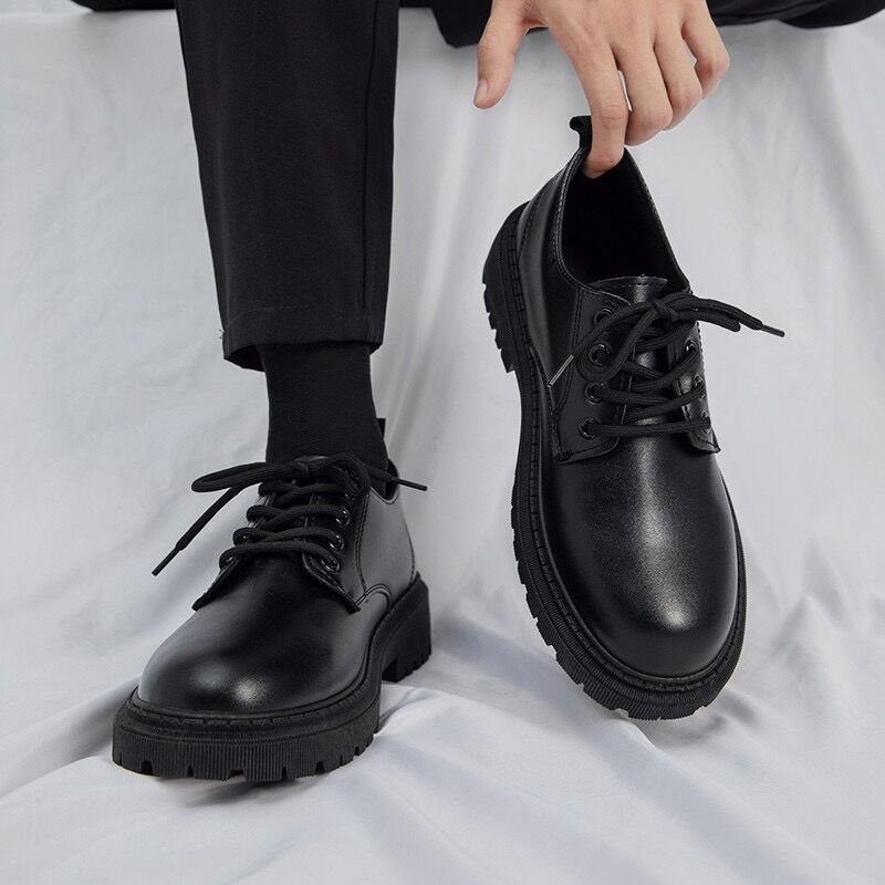 Waterproof leather shoes