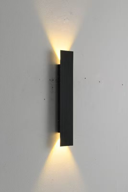 Waterproof Outdoor LED Wall Light