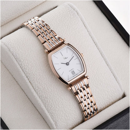 Waterproof quartz watch