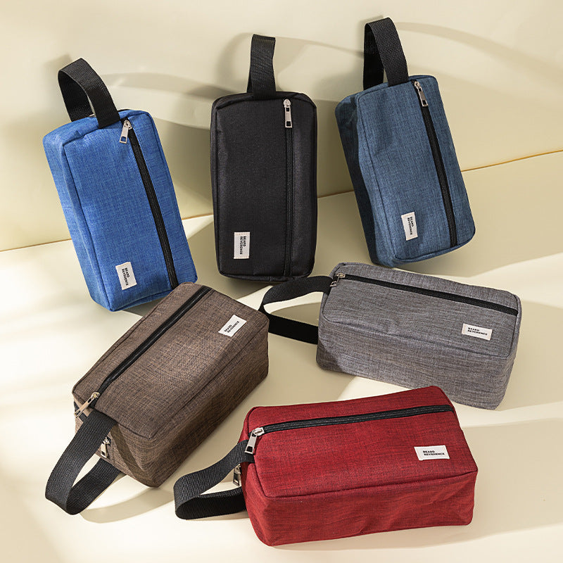 Waterproof toiletry bag for men's business trips
