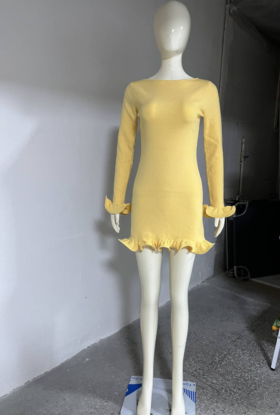 Wave Edge Knit Dress with Long Sleeves
