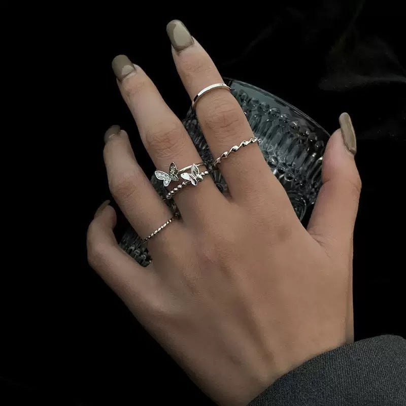 Wavy Geometric Ring Set