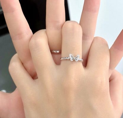 Wavy Geometric Ring Set