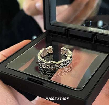 Wavy Geometric Ring Set