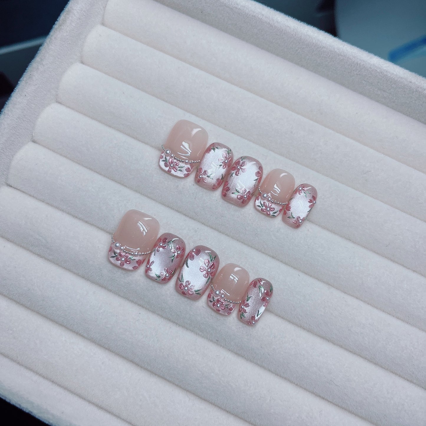 wearable nails