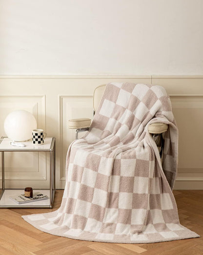 Weaving blankets
