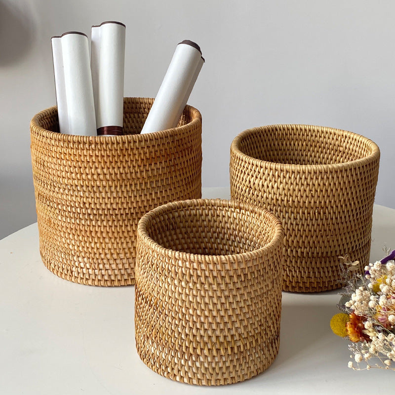 Weaving bucket