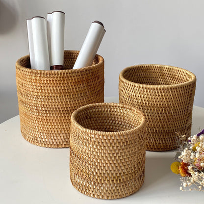 Weaving bucket