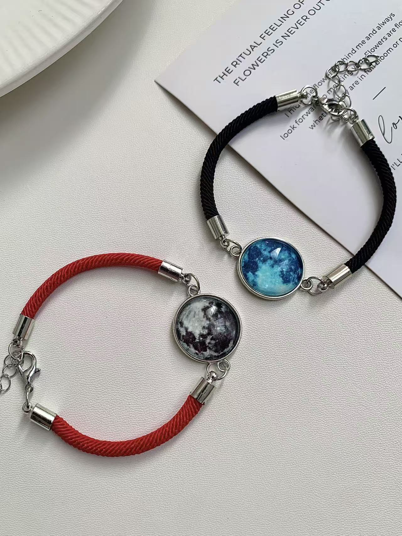 Weaving elastic bracelet