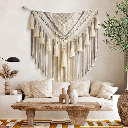 Weaving fringed tapestries