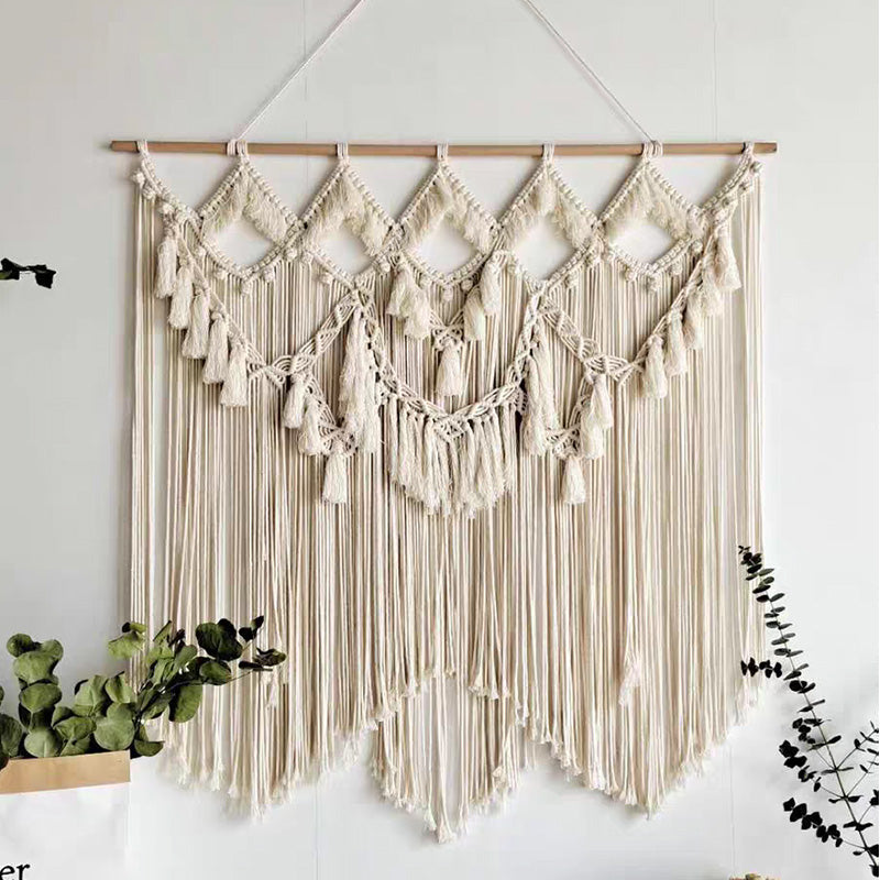 Weaving tapestries