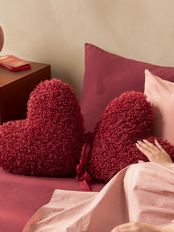 Wedding Celebration Wedding Room Decoration Red Heart-Shaped Throw Pillow