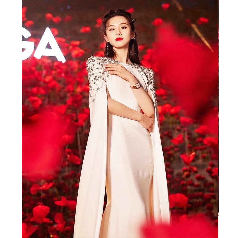 white evening dress makes you look slimmer for banquets