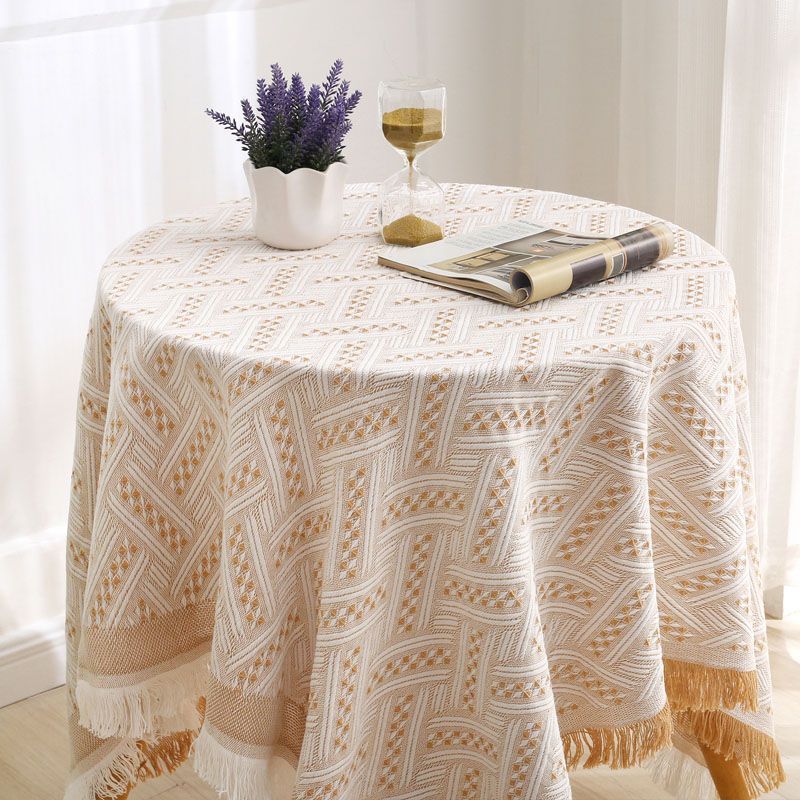 White ins decorative tablecloth