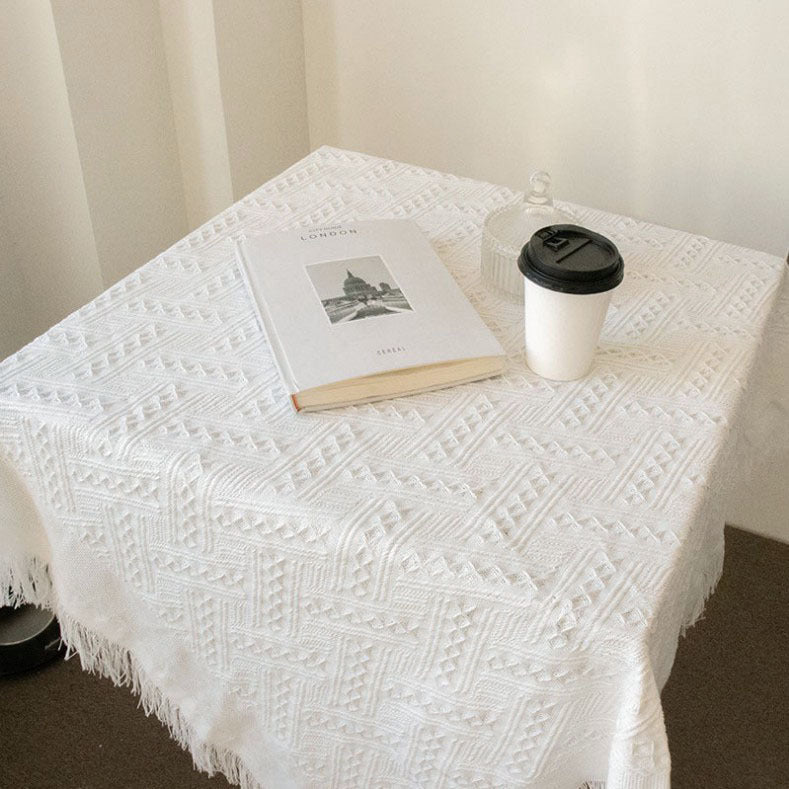 White ins decorative tablecloth