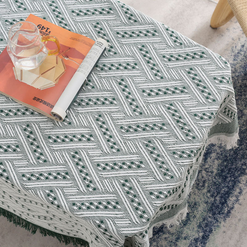 White ins decorative tablecloth