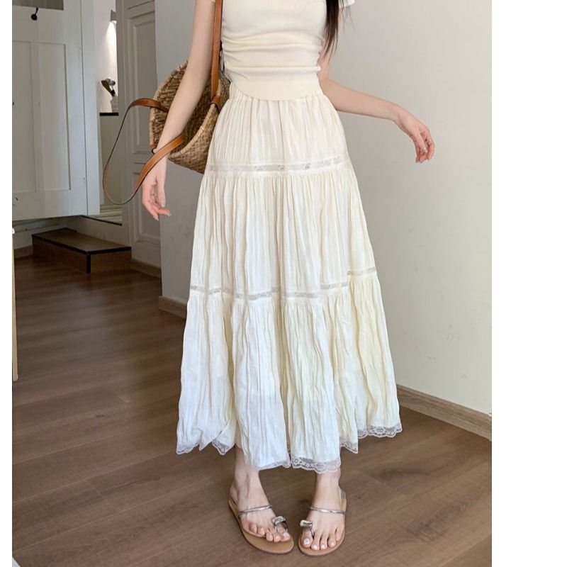 White Lace Splicing Skirt