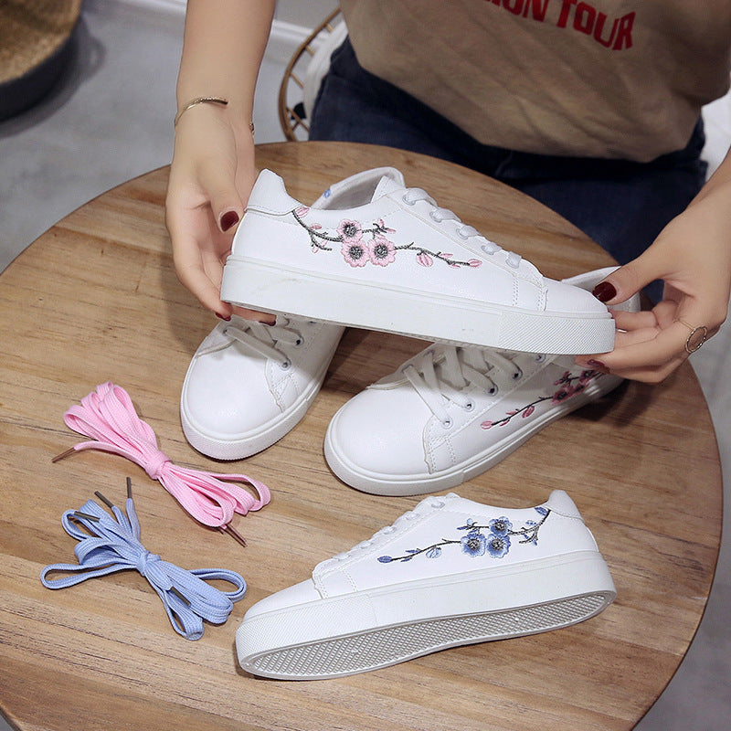 White shoes - Korean-style women's shoes