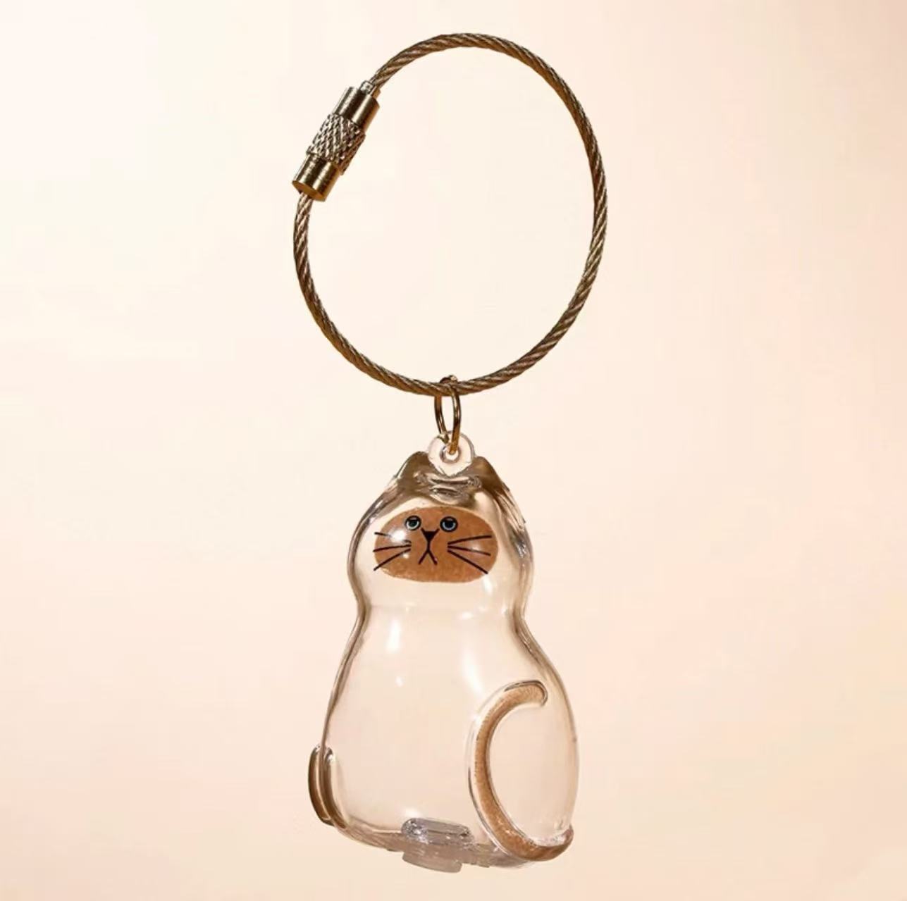 Wholesale Transparent Cat Hair Storage Capsule Pendant Gashapon Cat Hair Storage Box Keychain Commemorative Car Pendant