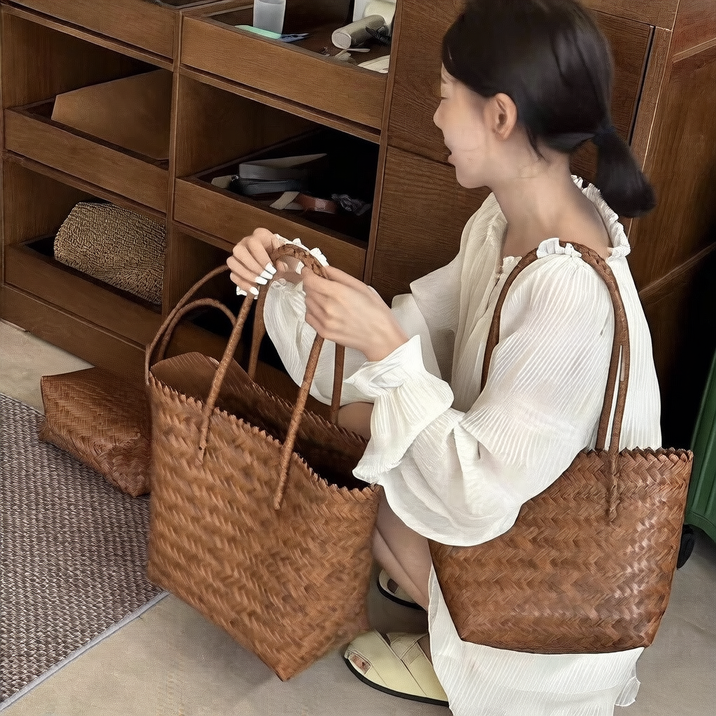 Wicker-style woven bag