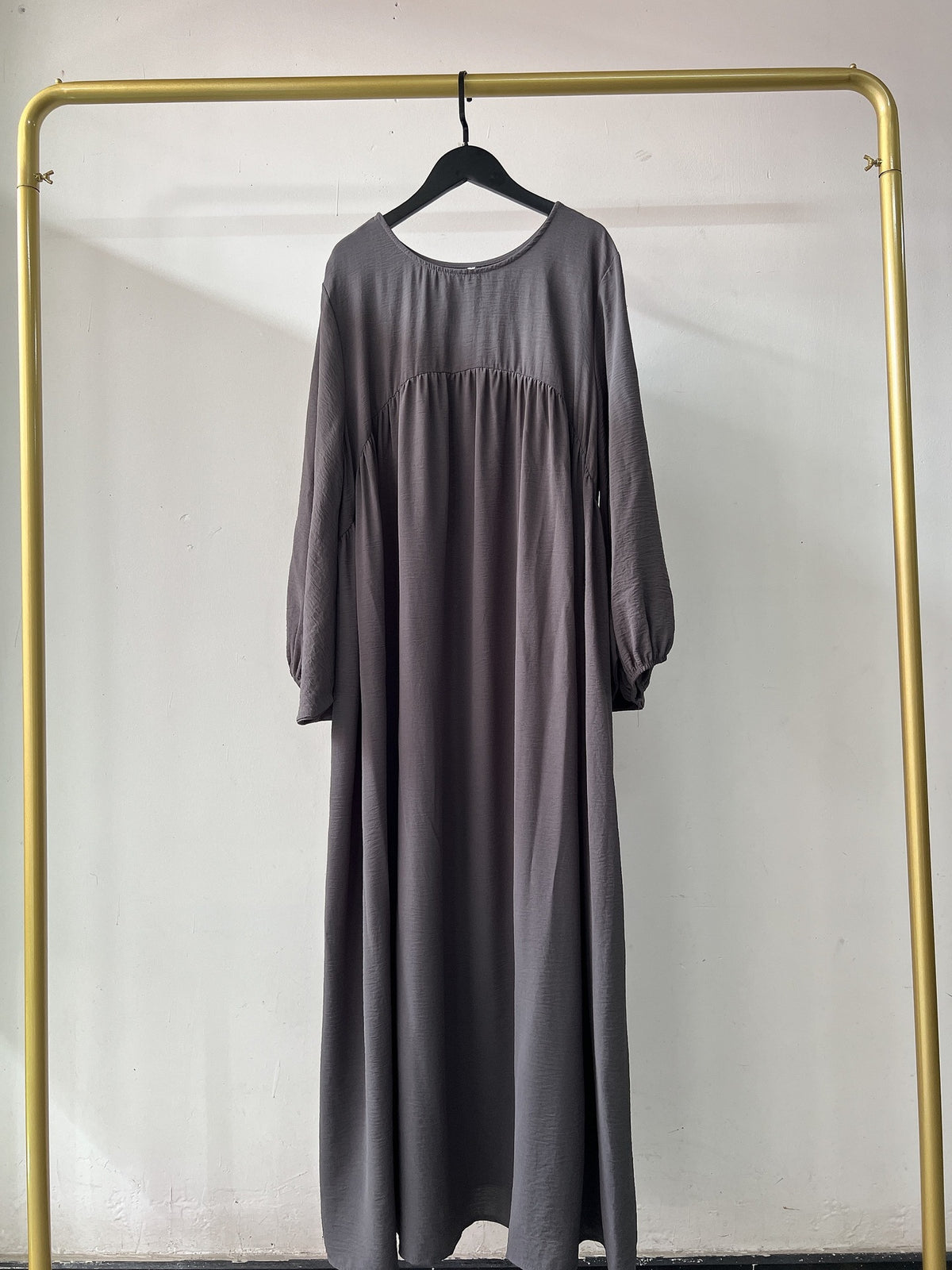 Wide and soft pure-color dress and long robe