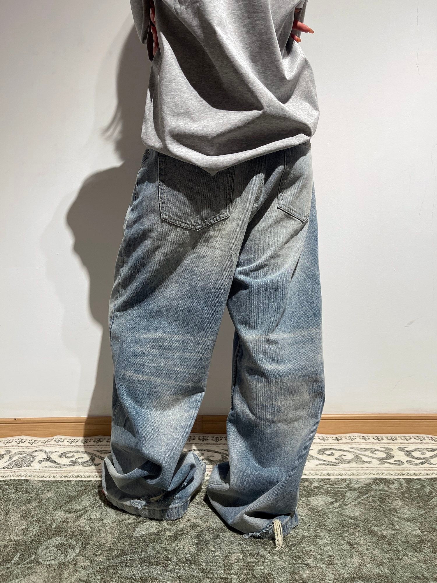 wide-leg jeans