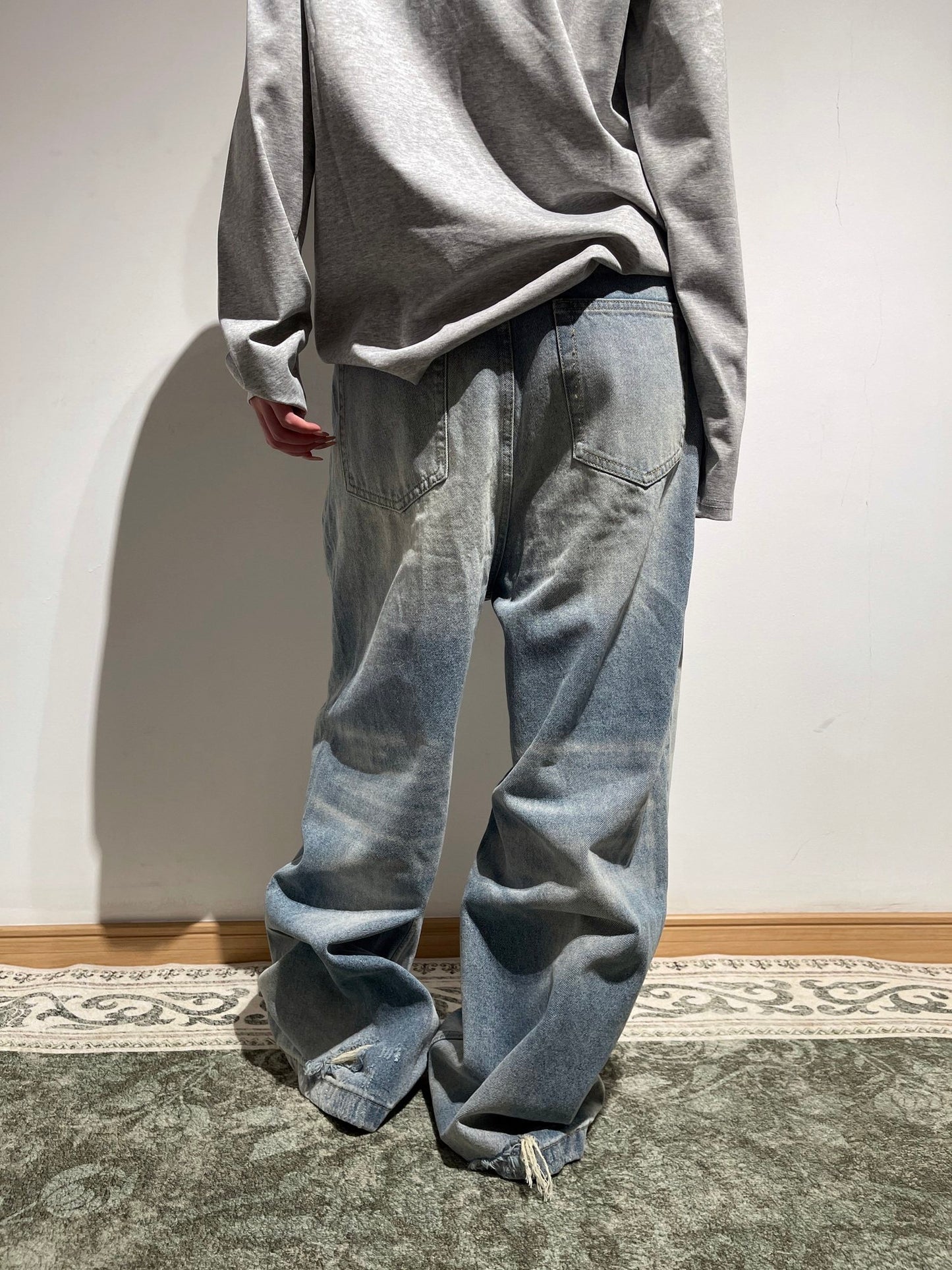 wide-leg jeans