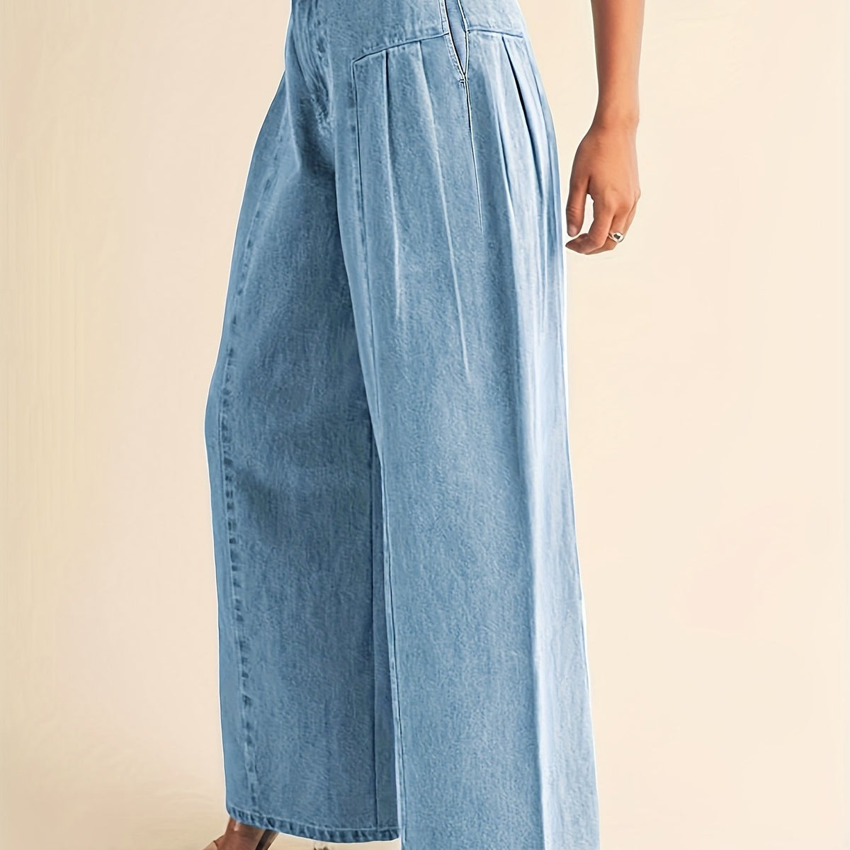 Wide-leg jeans