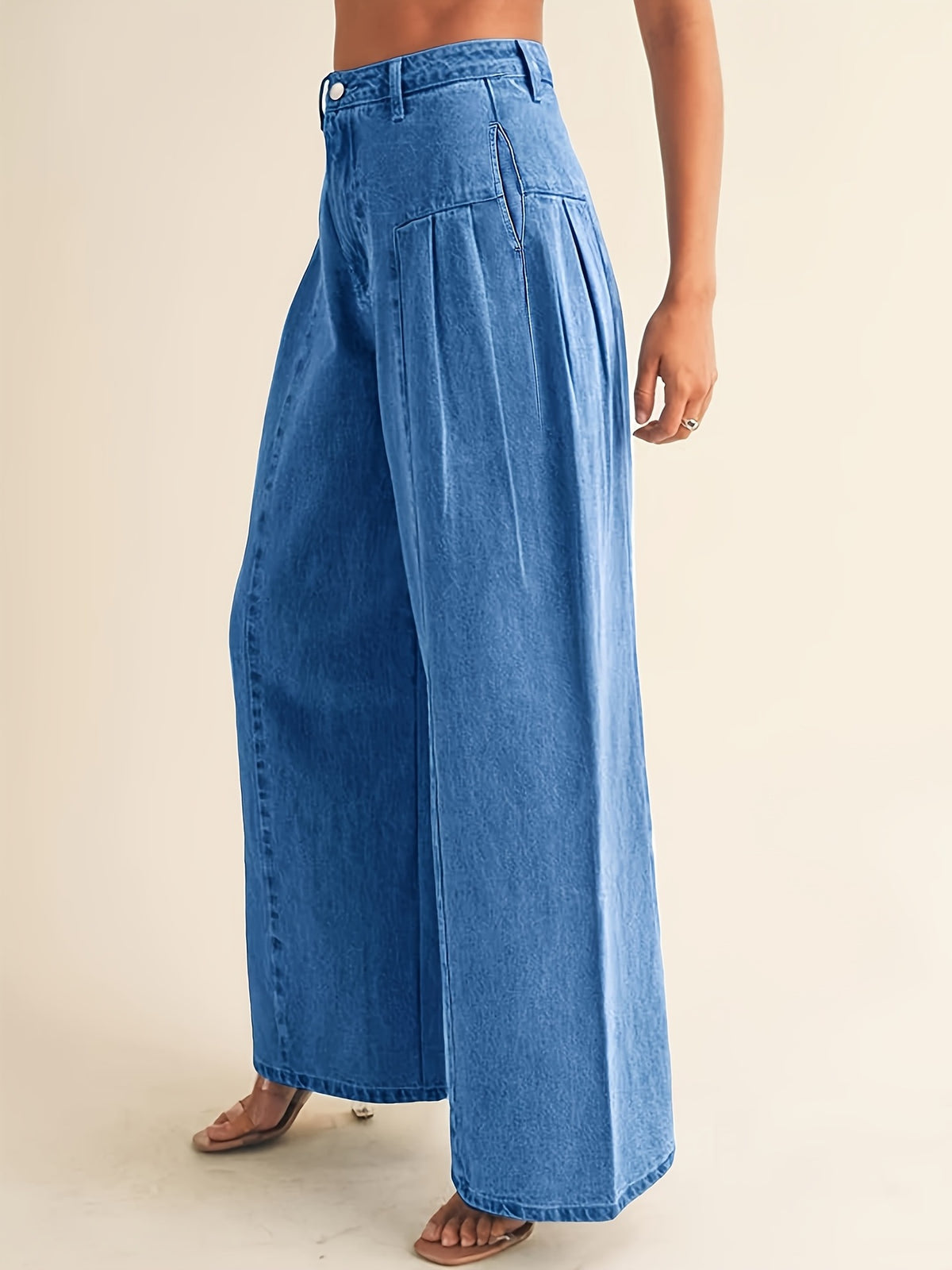 Wide-leg jeans