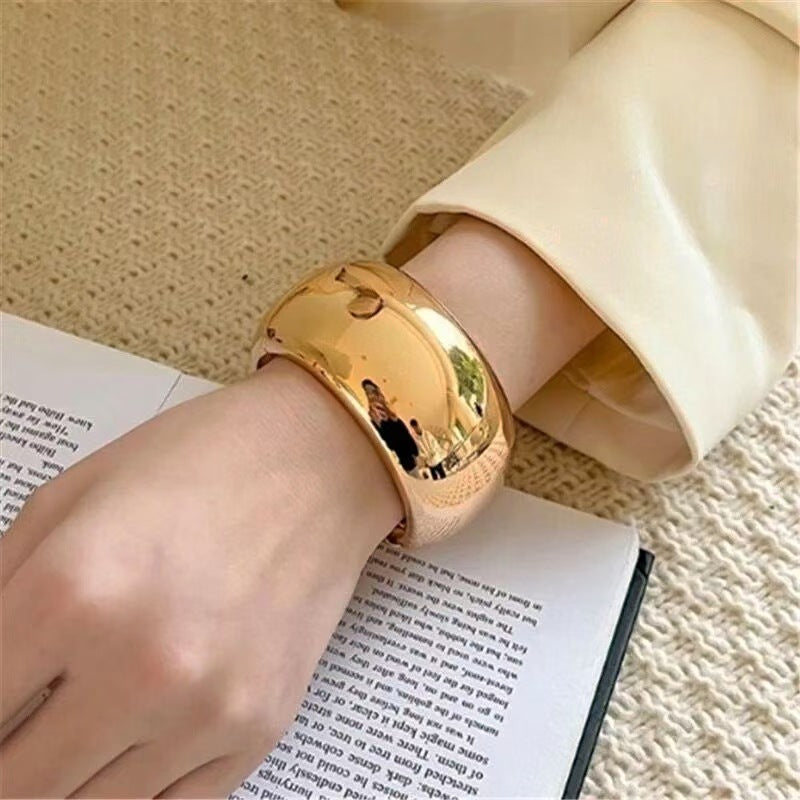 Wide Metal Curved Smooth Open Bracelet